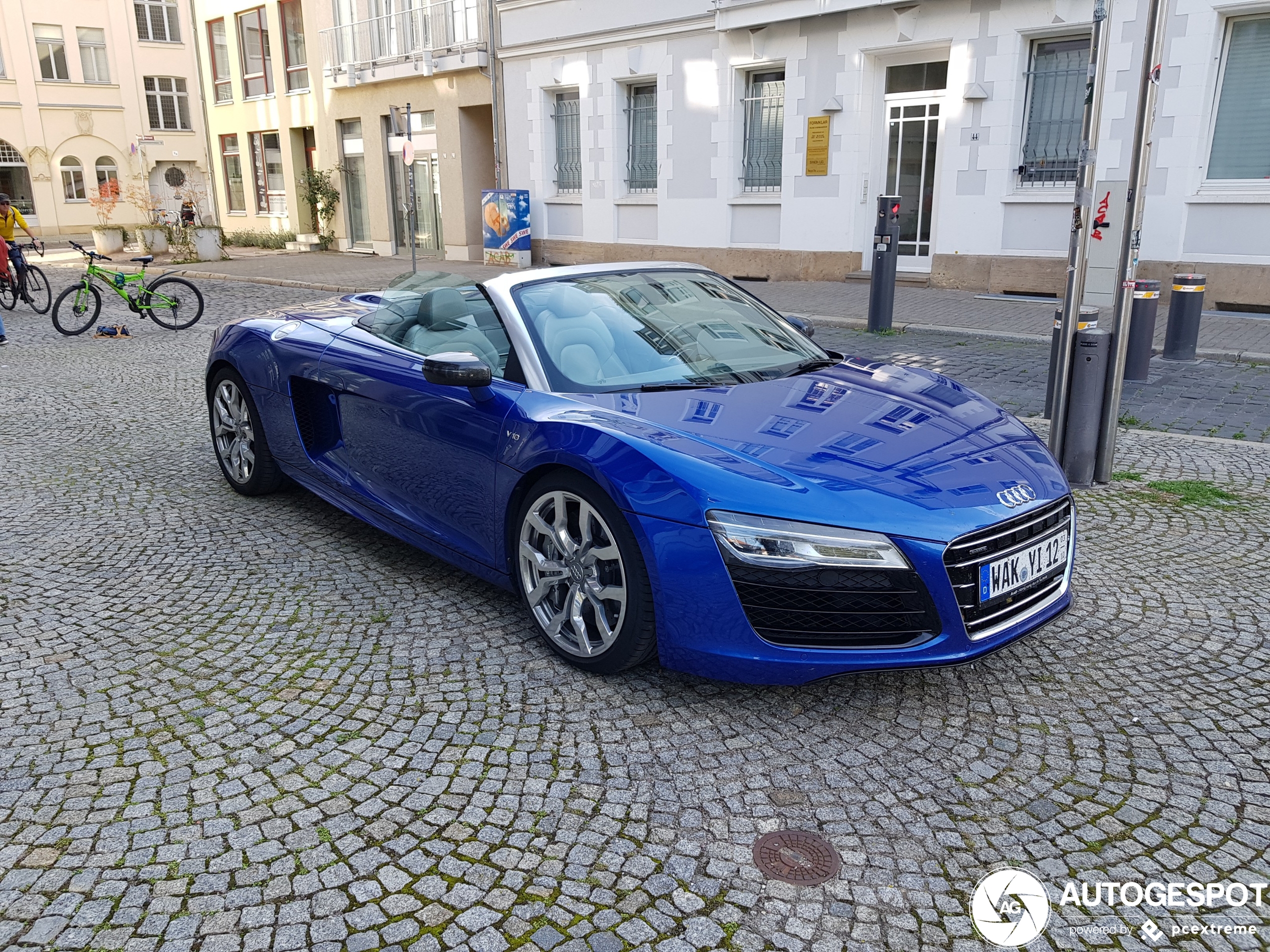 Audi R8 V10 Spyder 2013