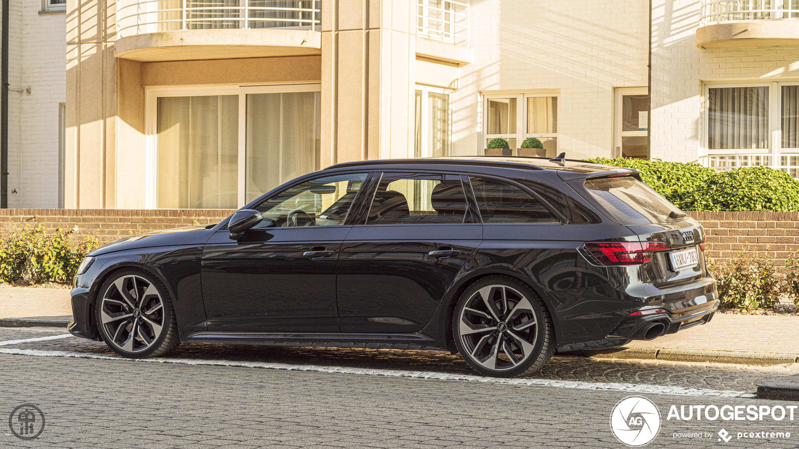 Audi RS4 Avant B9