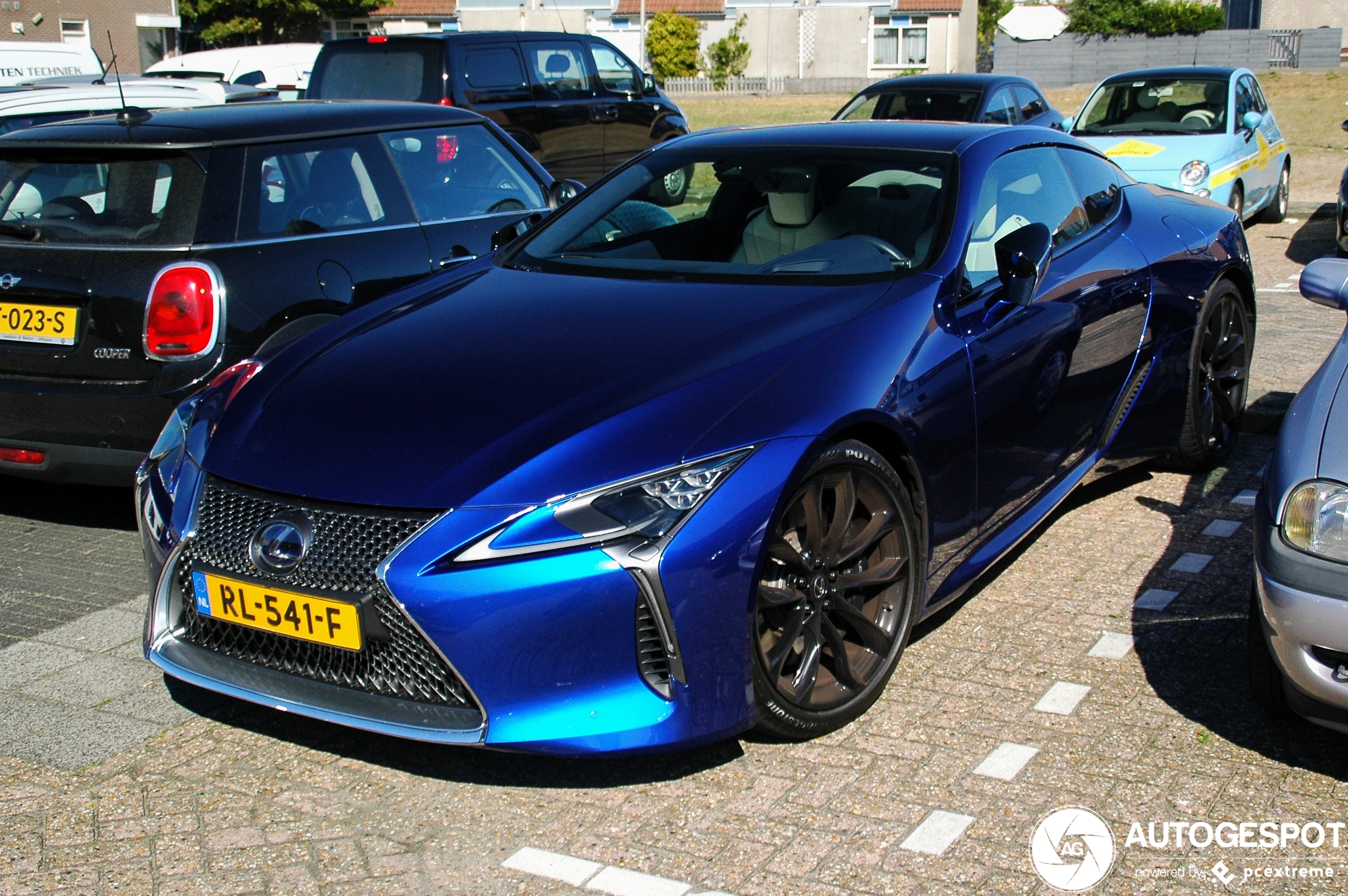 Lexus LC 500h Structural Blue Edition