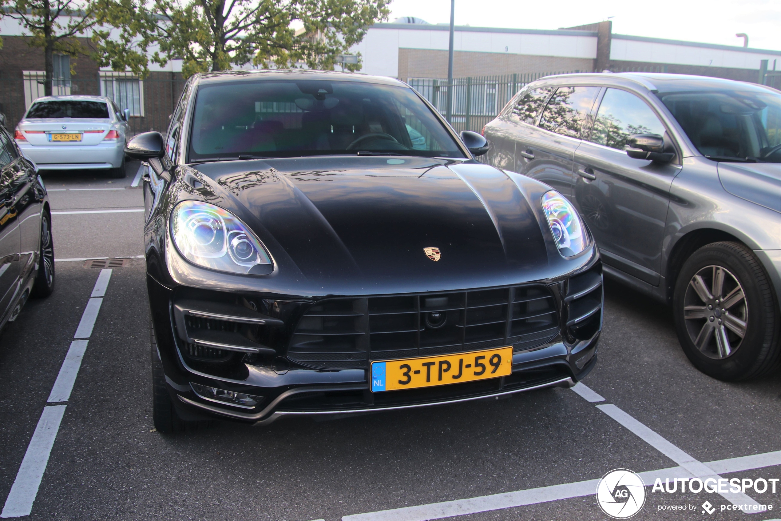 Porsche 95B Macan Turbo