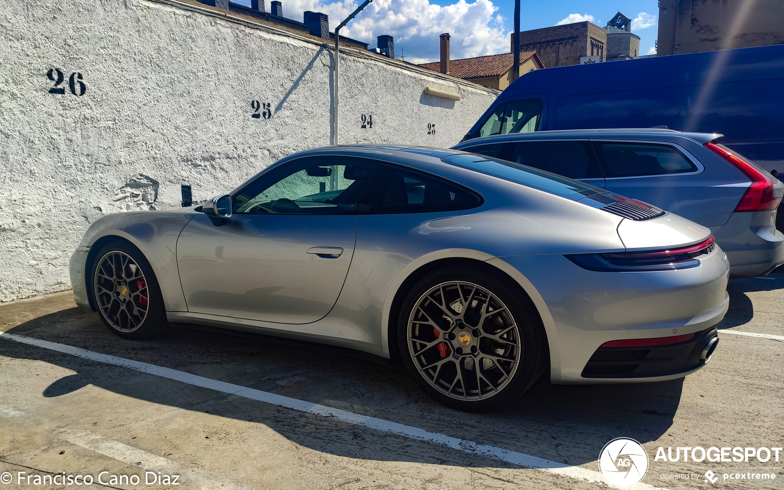 Porsche 992 Carrera 4S