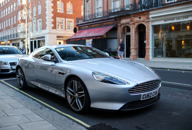 Aston Martin DB9 2013