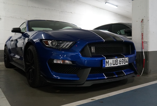 Ford Mustang Shelby GT350 2015