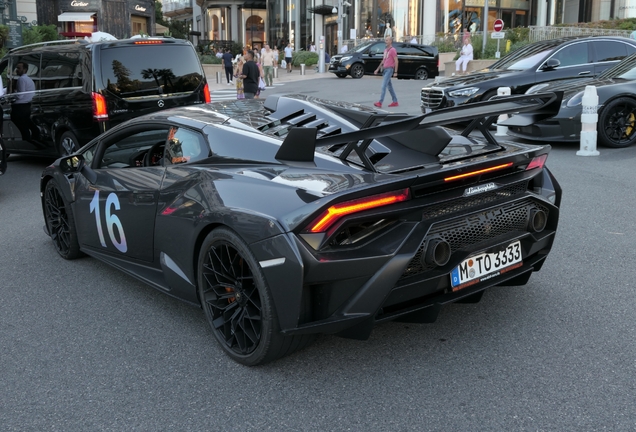 Lamborghini Huracán LP640-2 STO