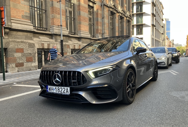 Mercedes-AMG A 45 S W177