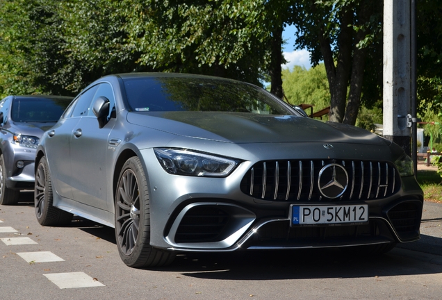 Mercedes-AMG GT 63 S X290