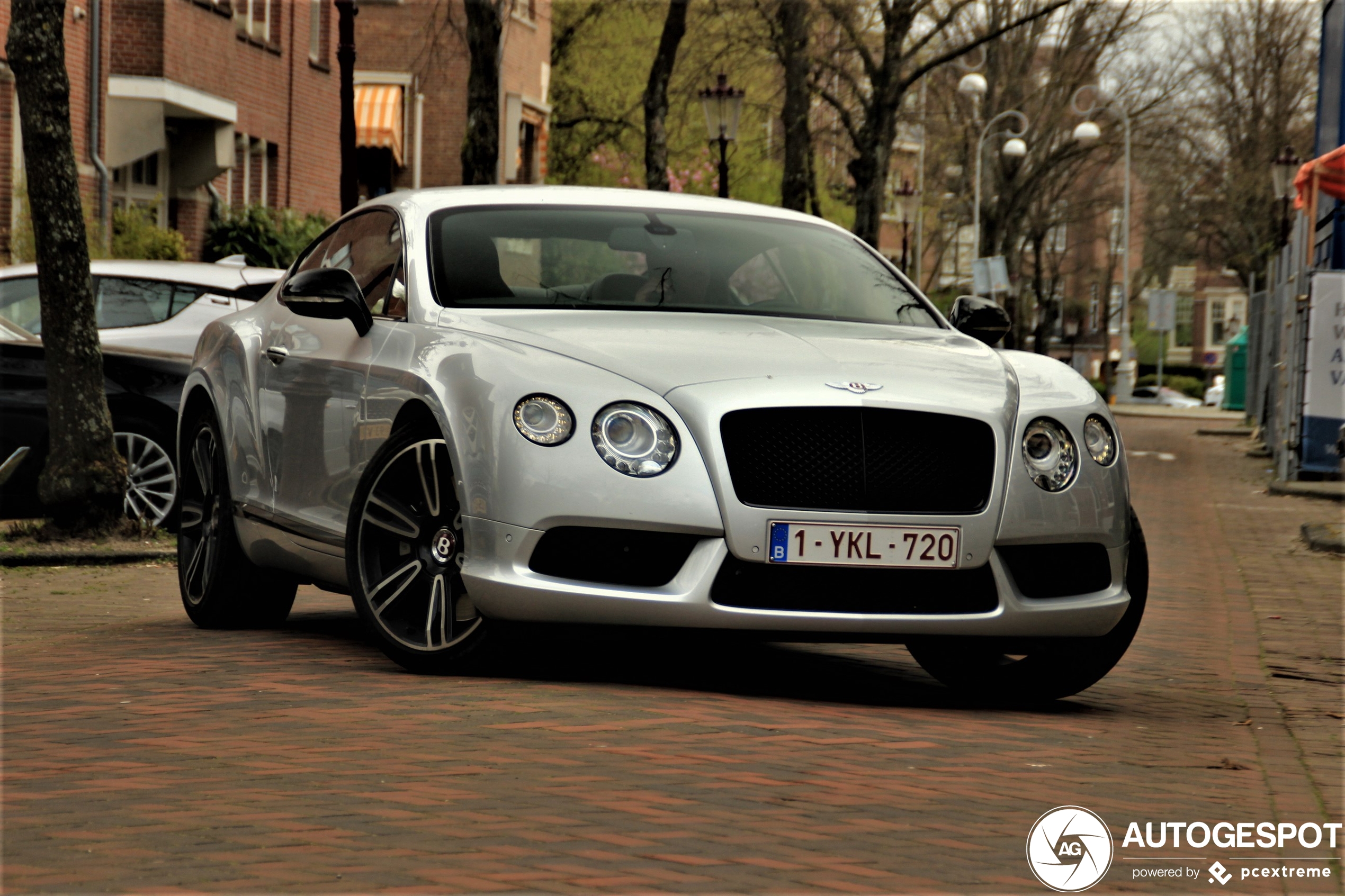 Bentley Continental GT V8