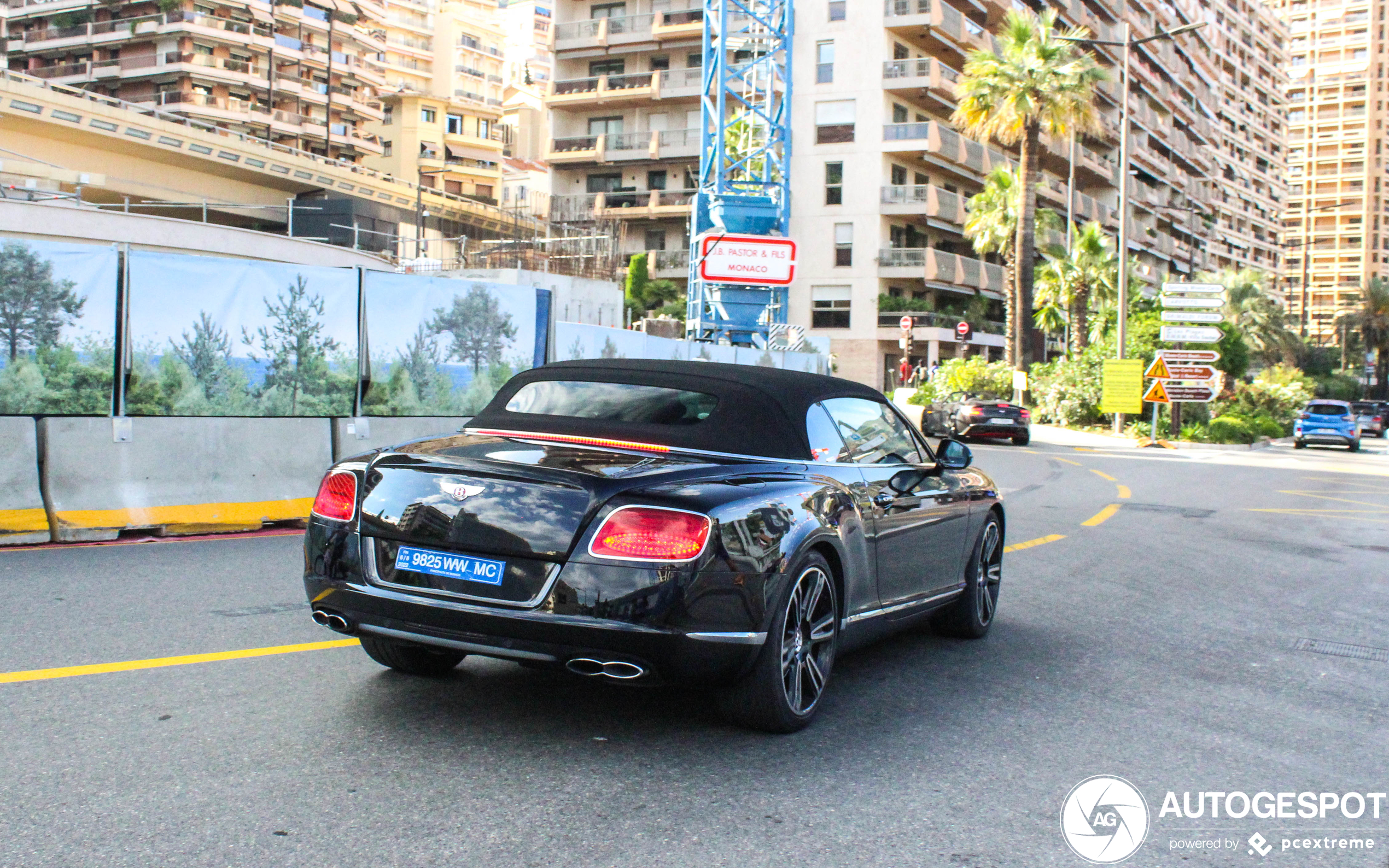 Bentley Continental GTC V8