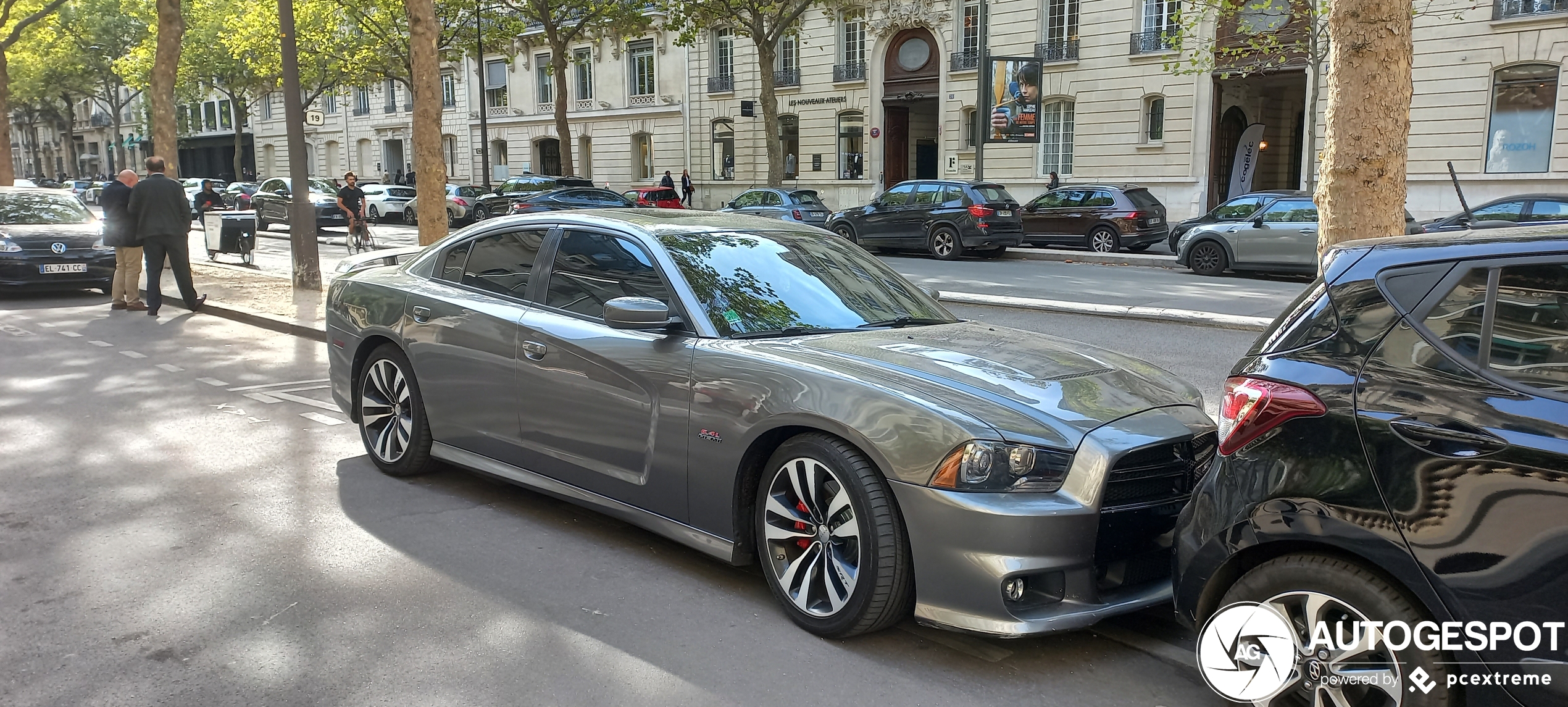 Dodge Charger SRT-8 2012