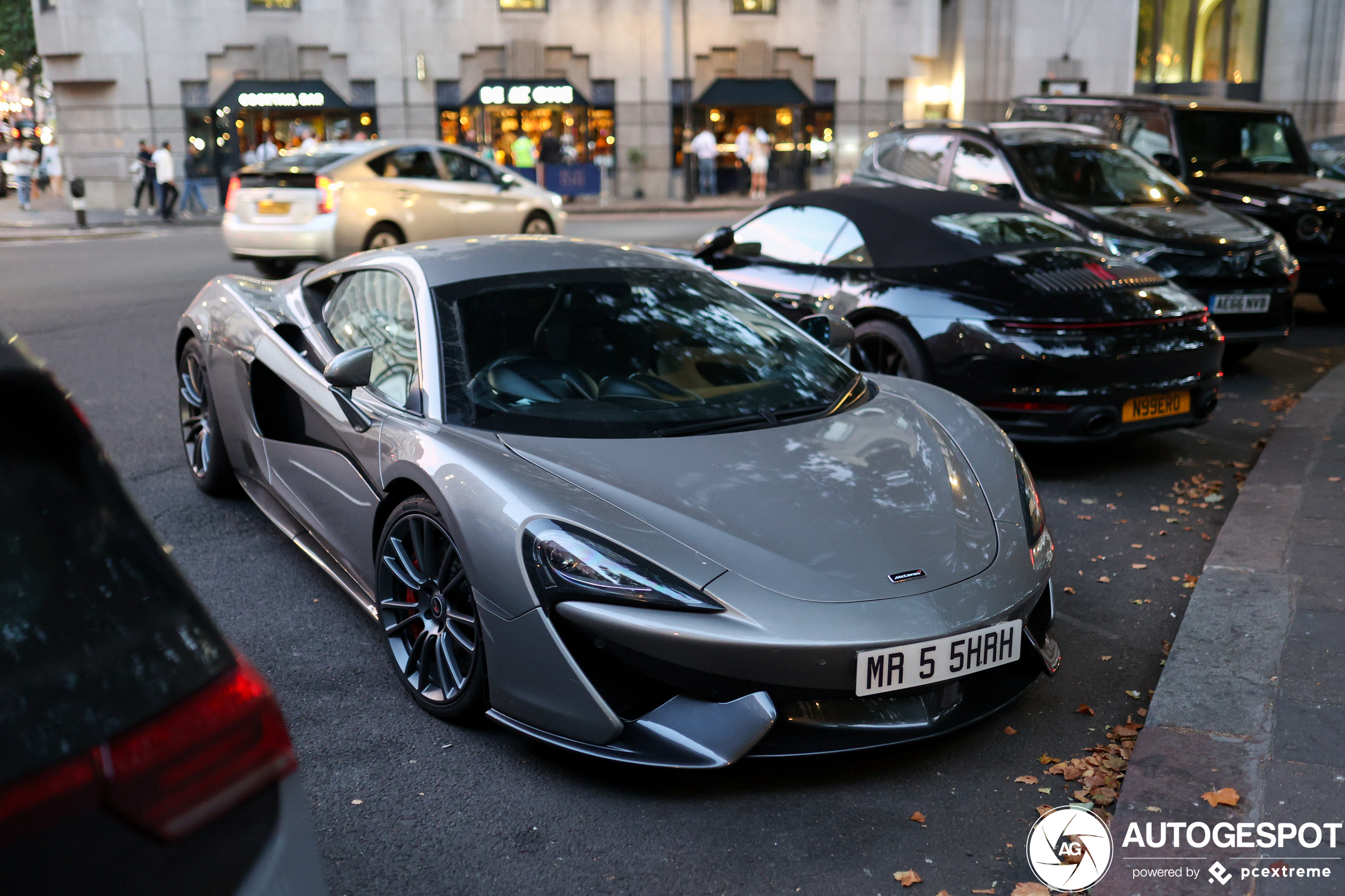 McLaren 570GT