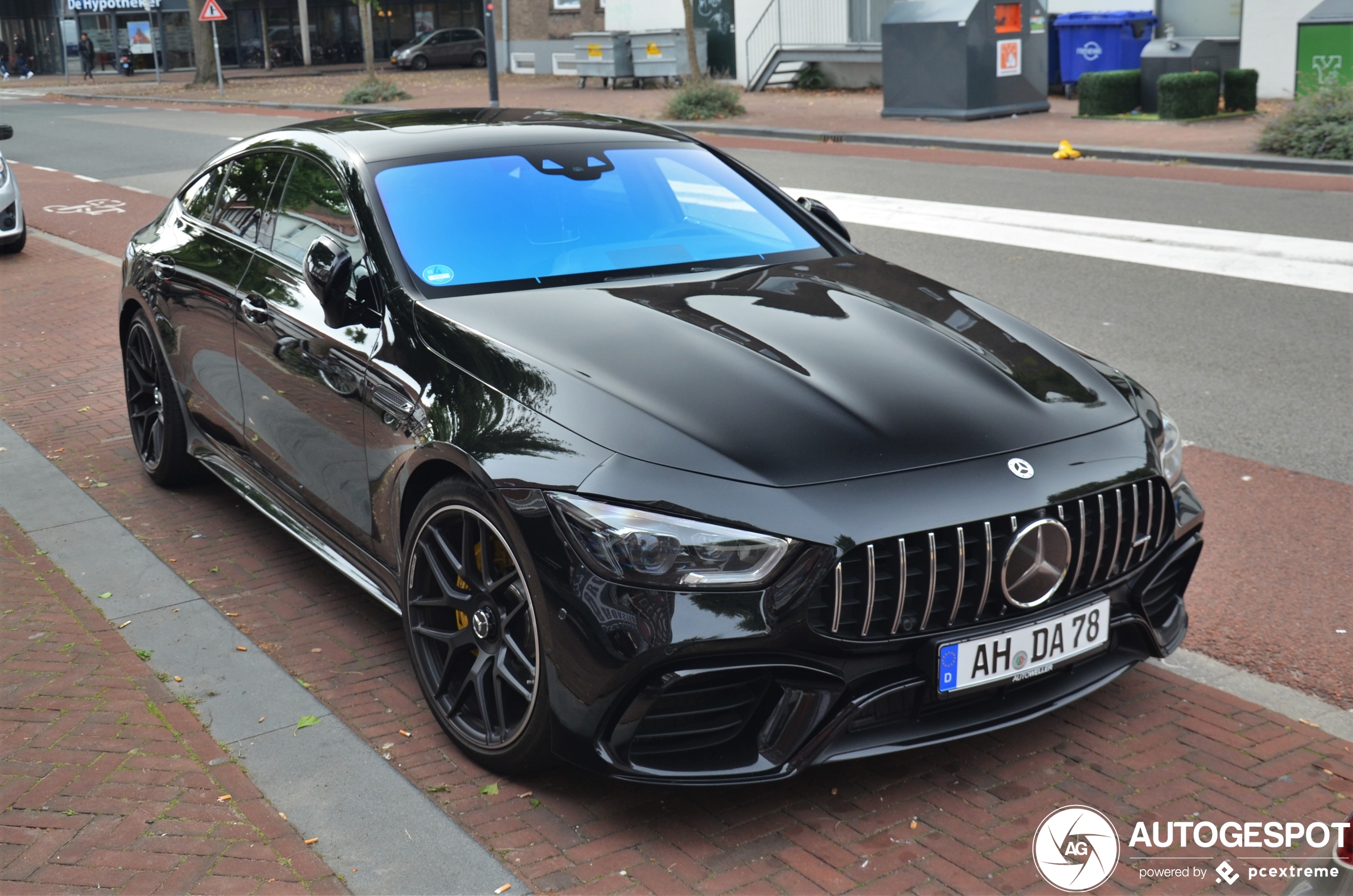 Mercedes-AMG GT 63 S X290