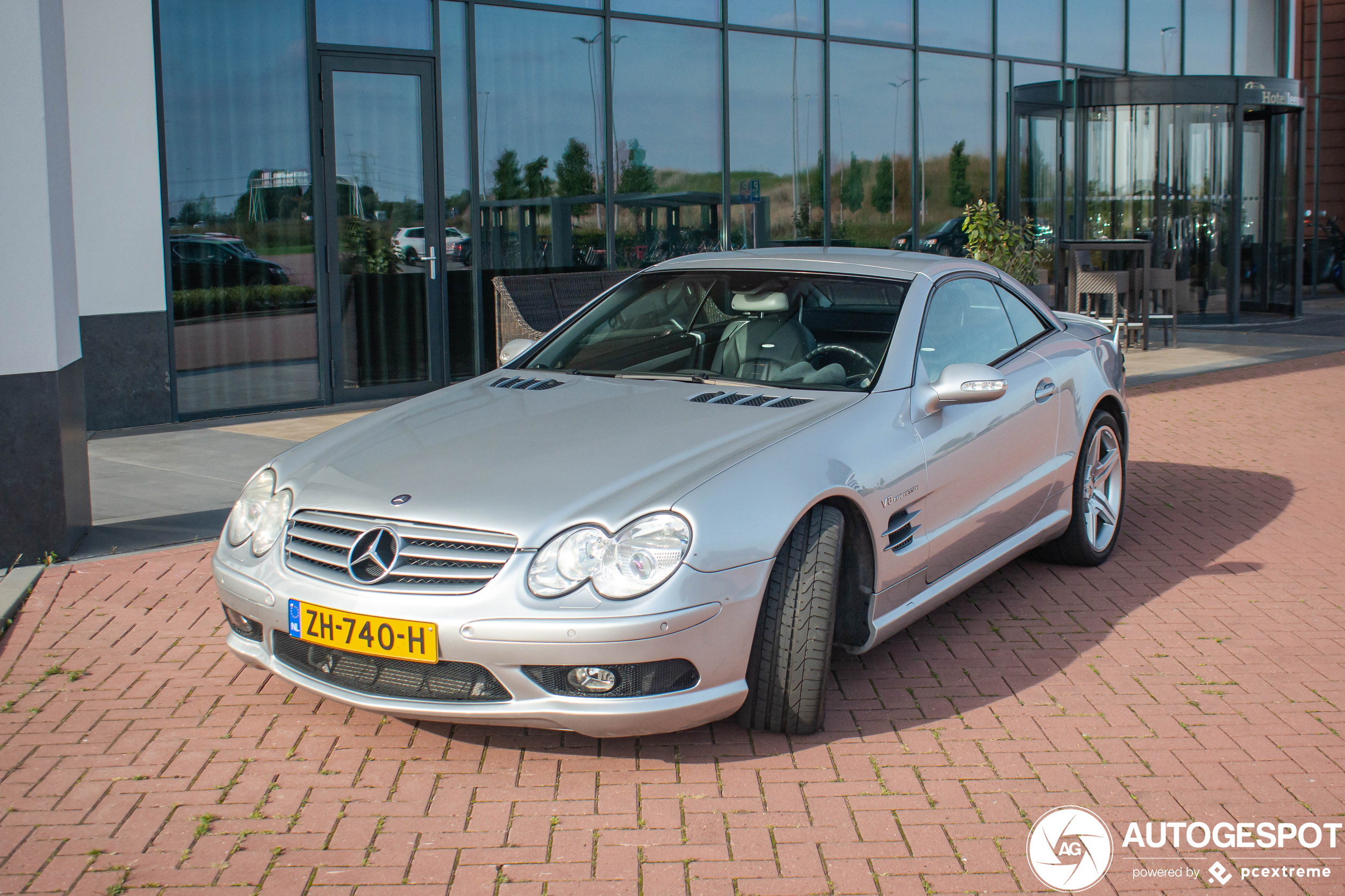 Mercedes-Benz SL 55 AMG R230