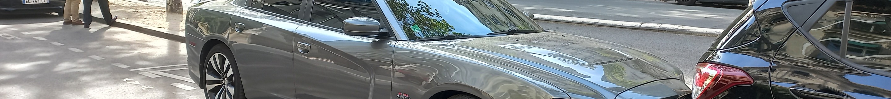 Dodge Charger SRT-8 2012