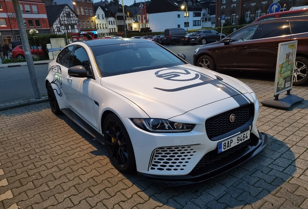 Jaguar XE SV Project 8