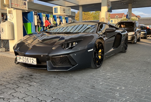 Lamborghini Aventador LP700-4 Roadster