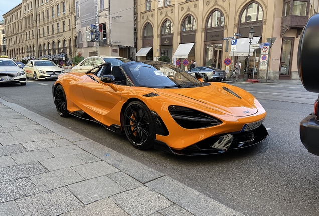 McLaren 765LT Spider