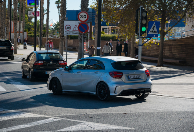 Mercedes-AMG A 45 W176 2015