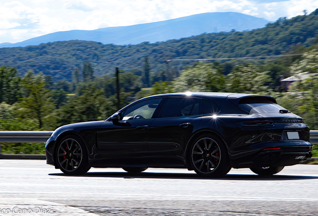 Porsche 971 Panamera GTS Sport Turismo