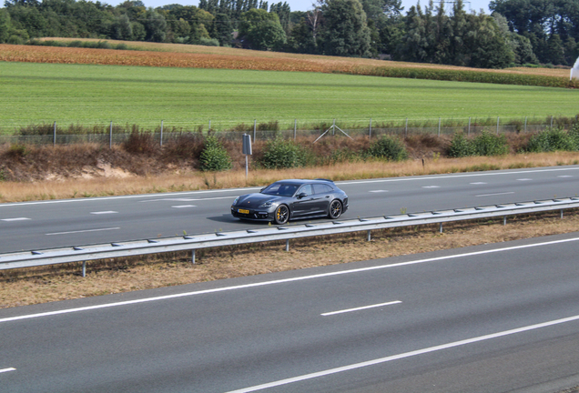 Porsche 971 Panamera Turbo S E-Hybrid Sport Turismo