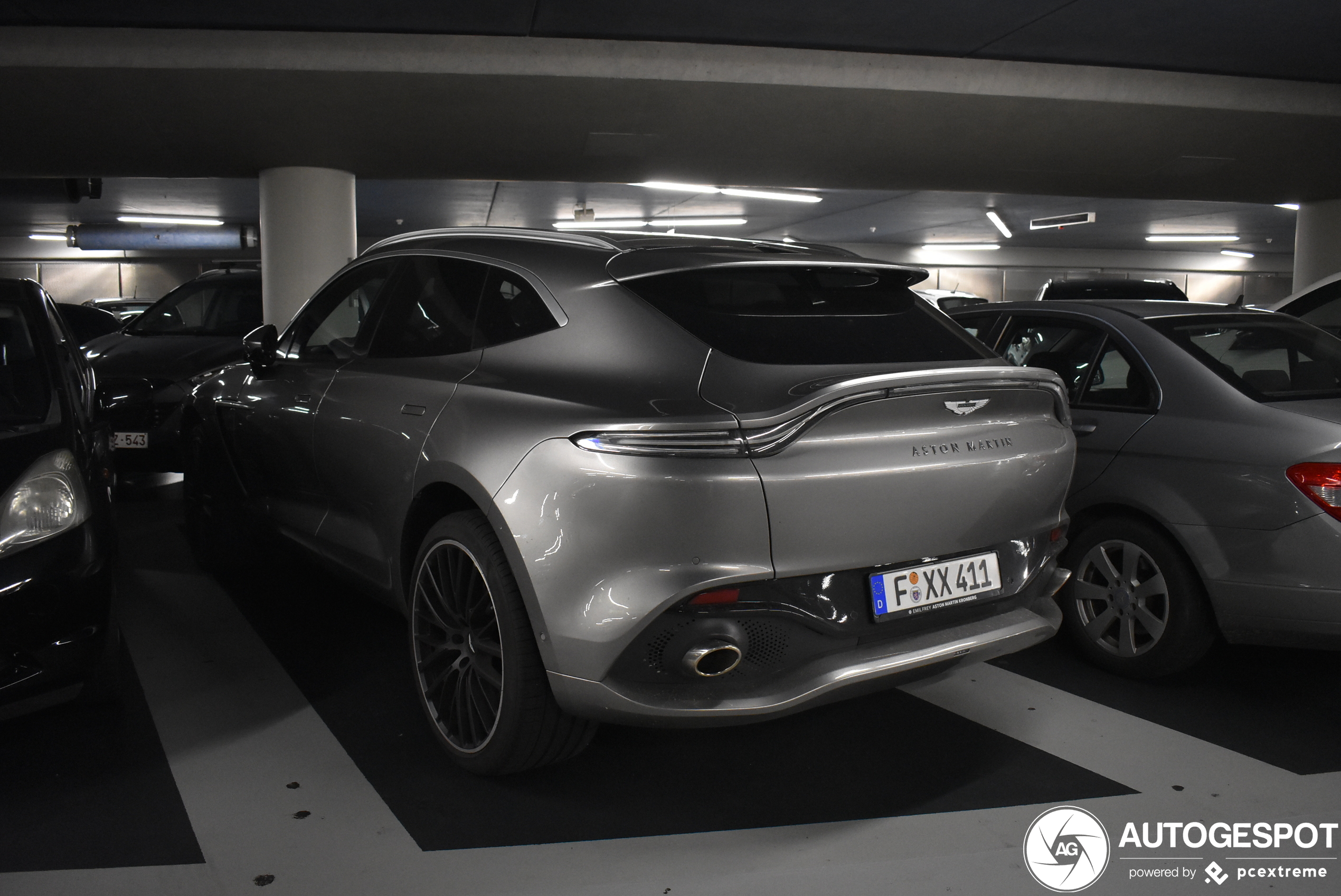 Aston Martin DBX