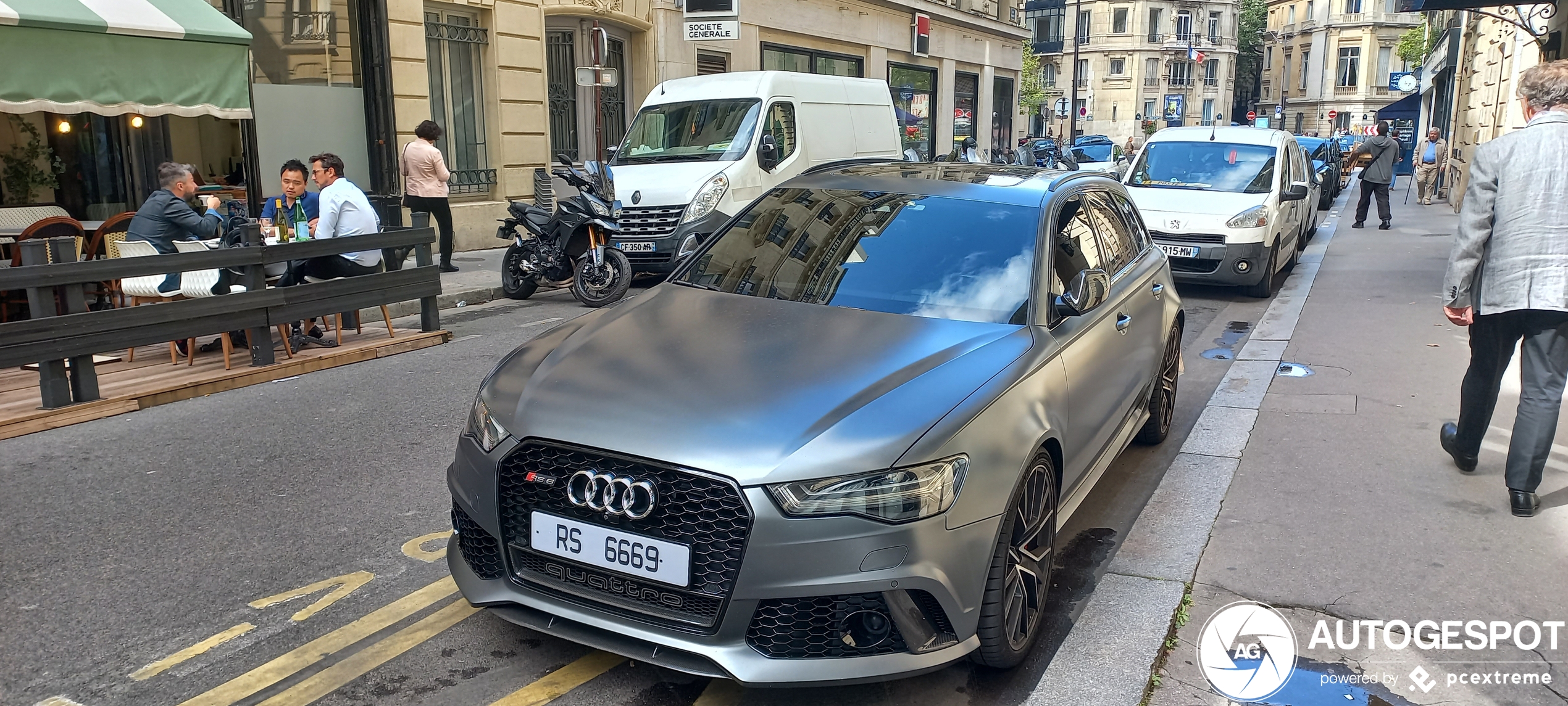 Audi RS6 Avant C7 2015