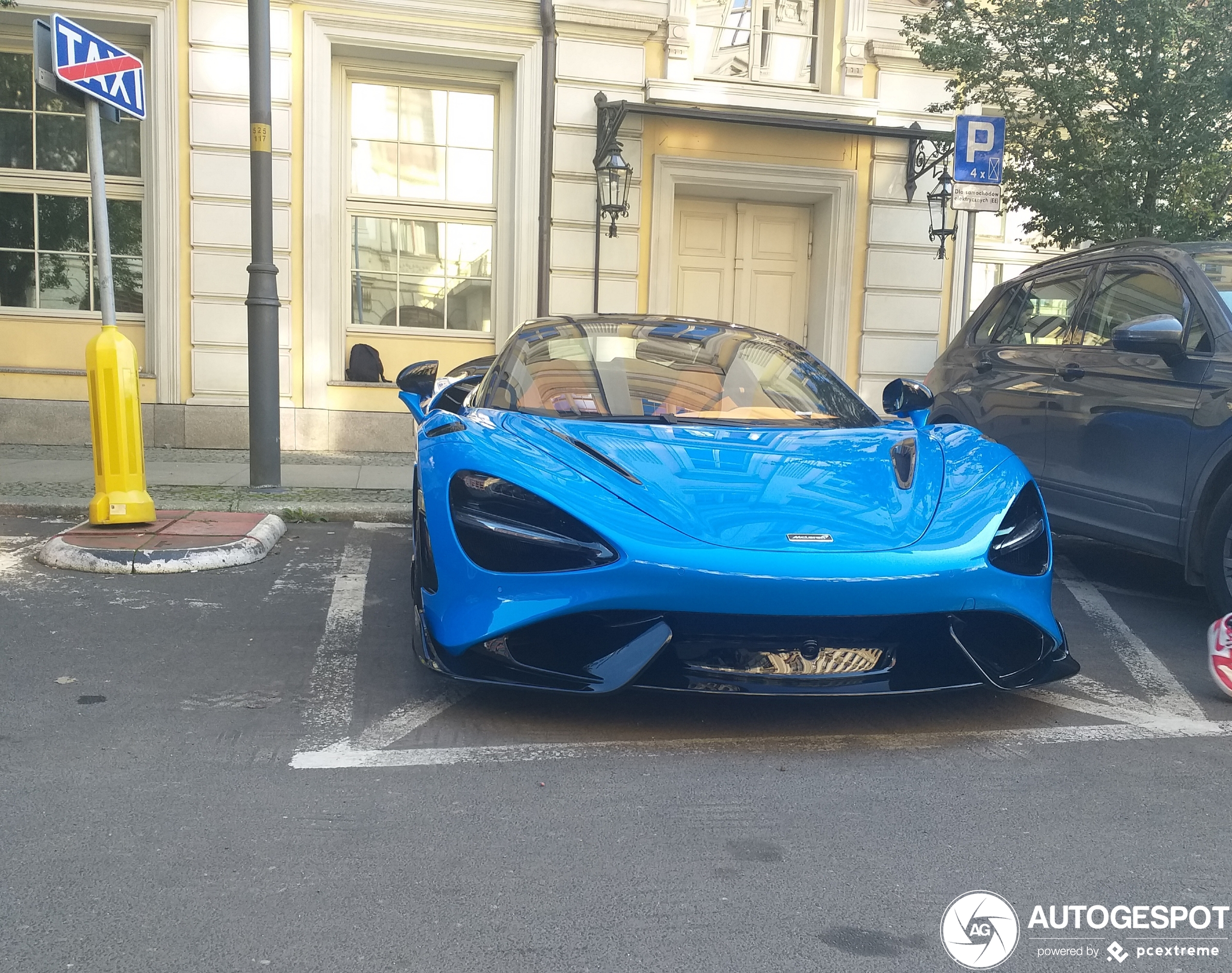 McLaren 765LT Spider