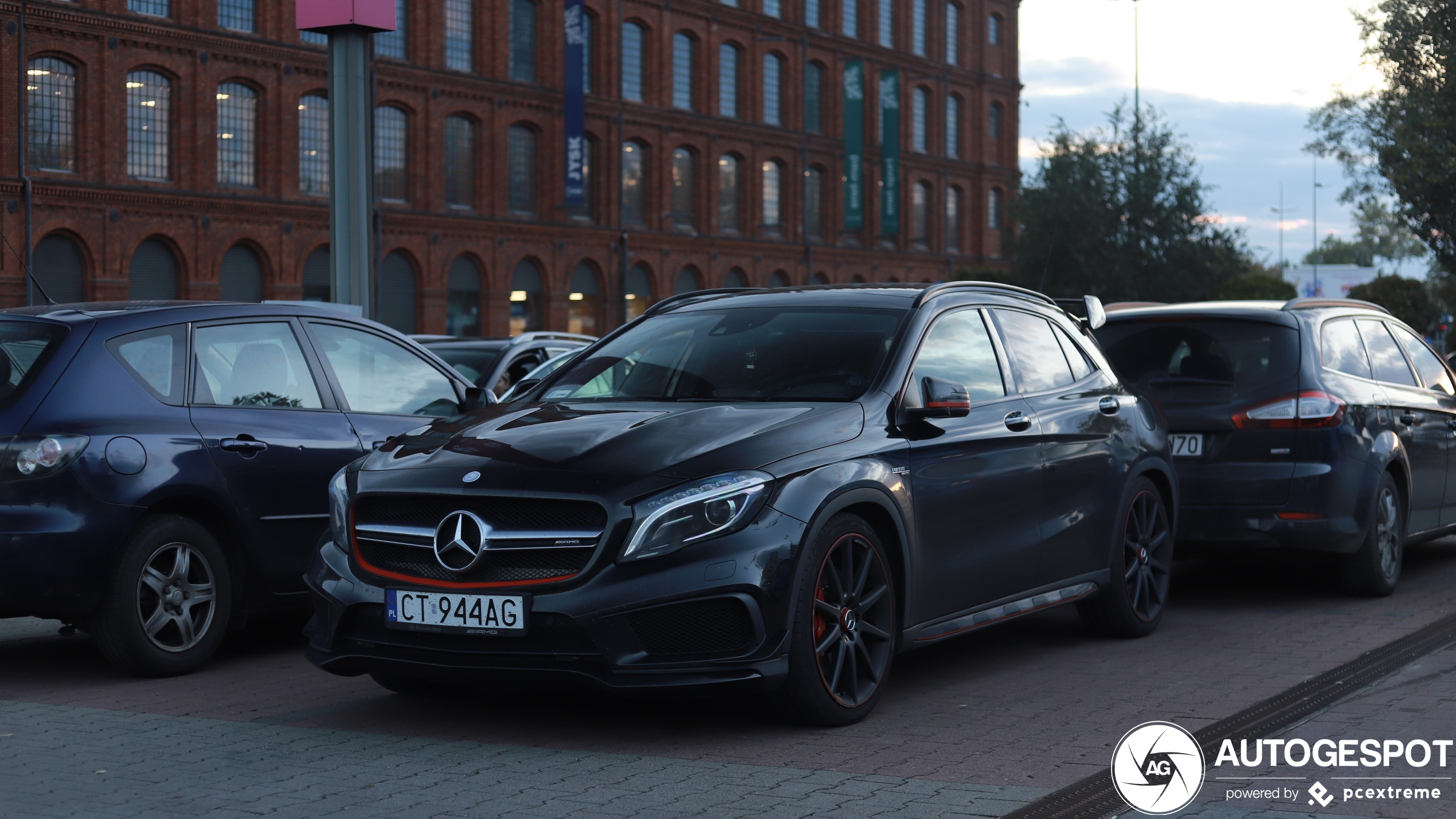 Mercedes-Benz GLA 45 AMG Edition 1