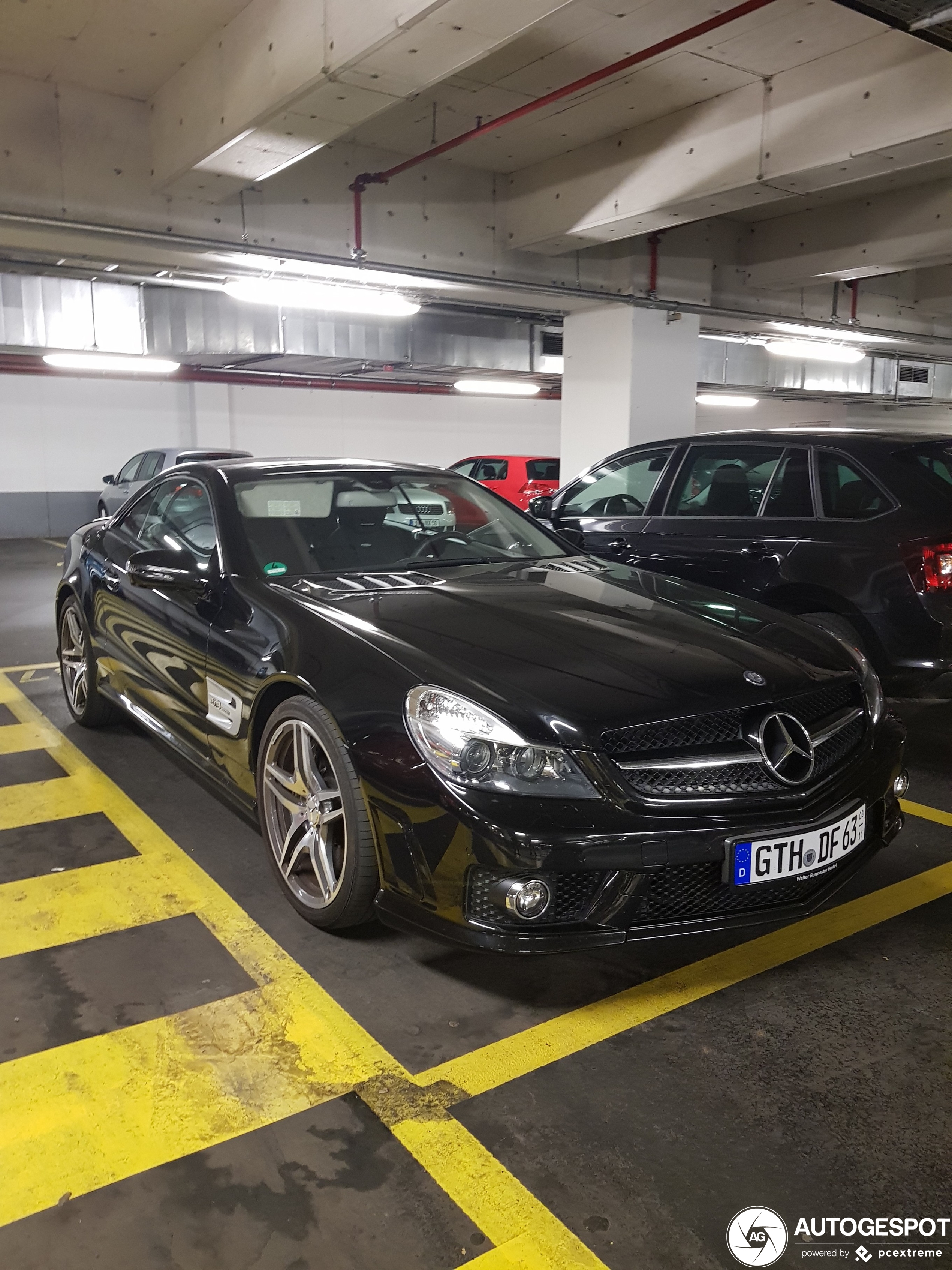 Mercedes-Benz SL 63 AMG