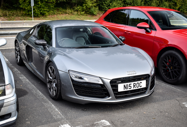 Audi R8 V10 2013