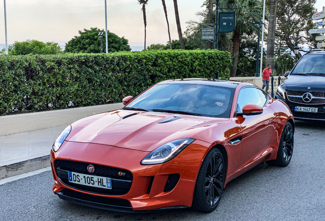 Jaguar F-TYPE S Coupé