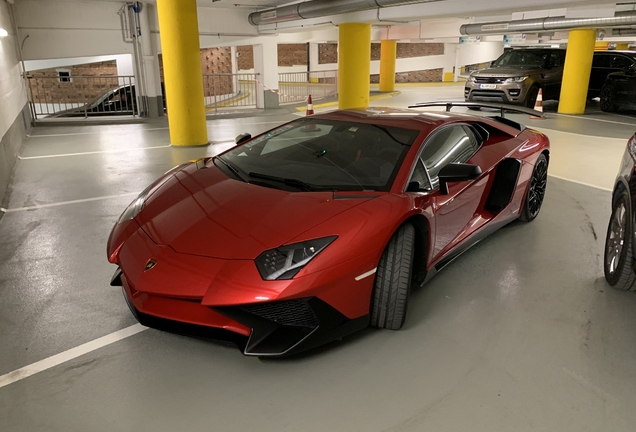 Lamborghini Aventador LP750-4 SuperVeloce