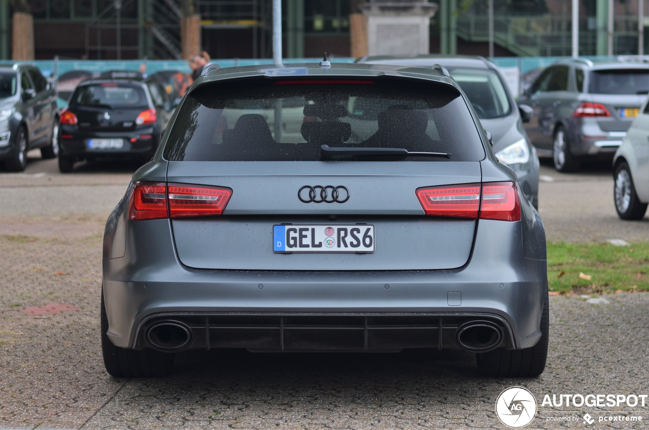 Audi RS6 Avant C7