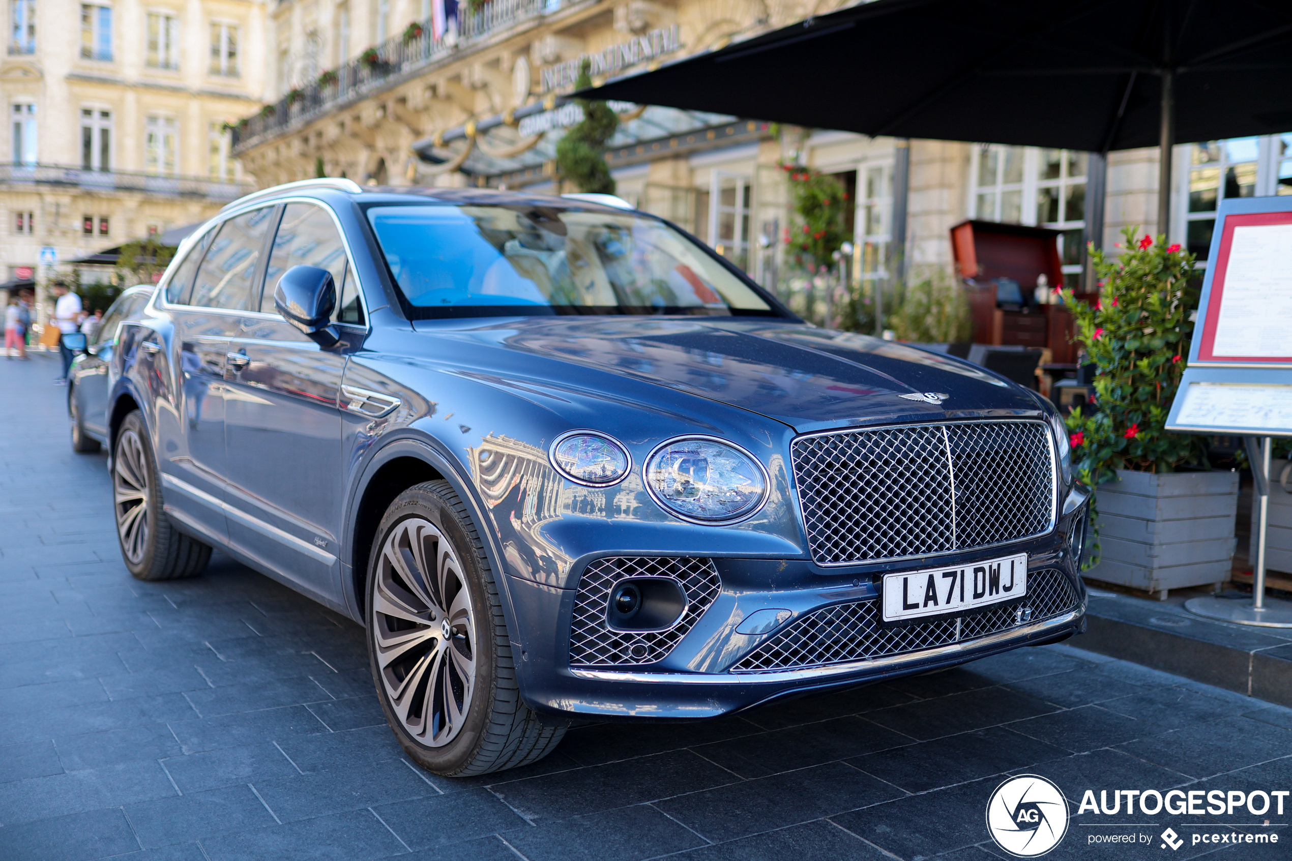 Bentley Bentayga Hybrid 2021 First Edition