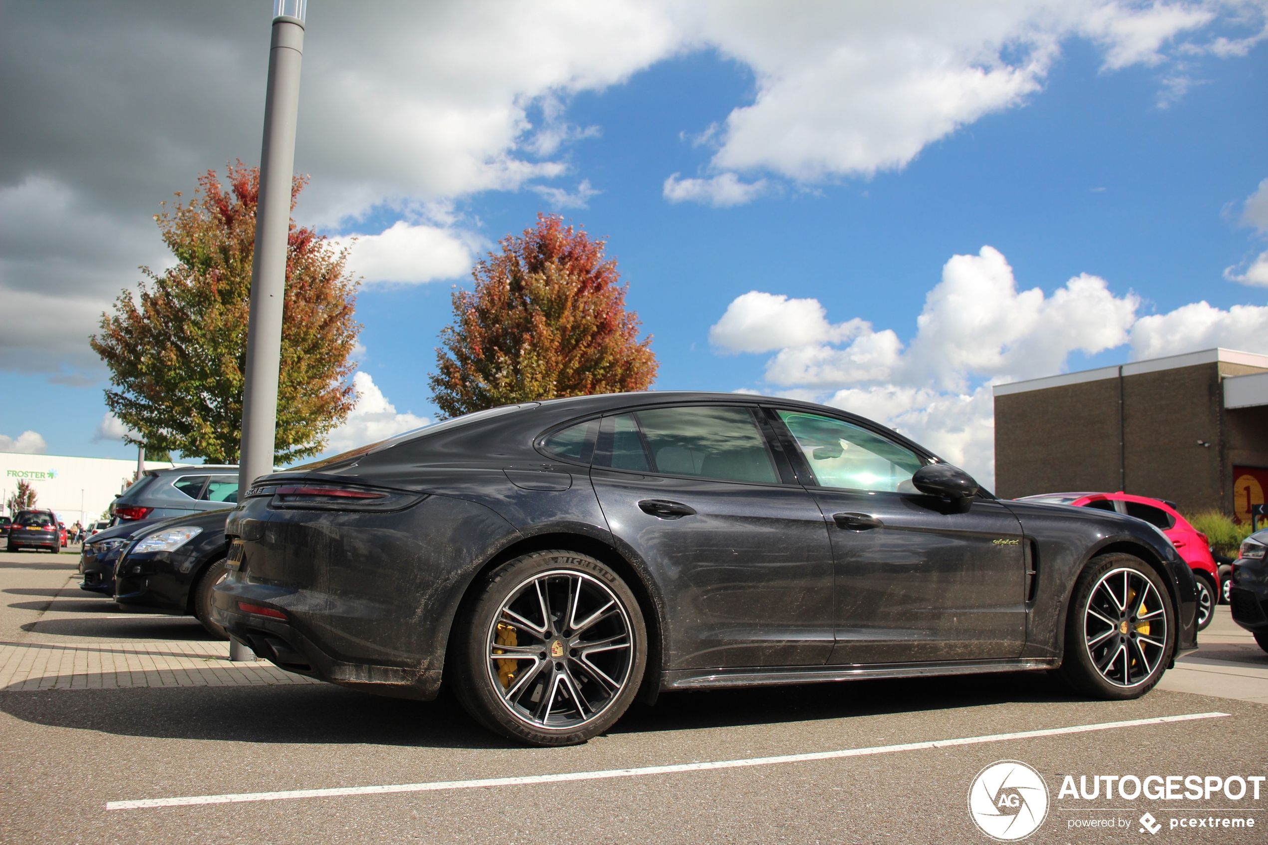 Porsche 971 Panamera Turbo S E-Hybrid