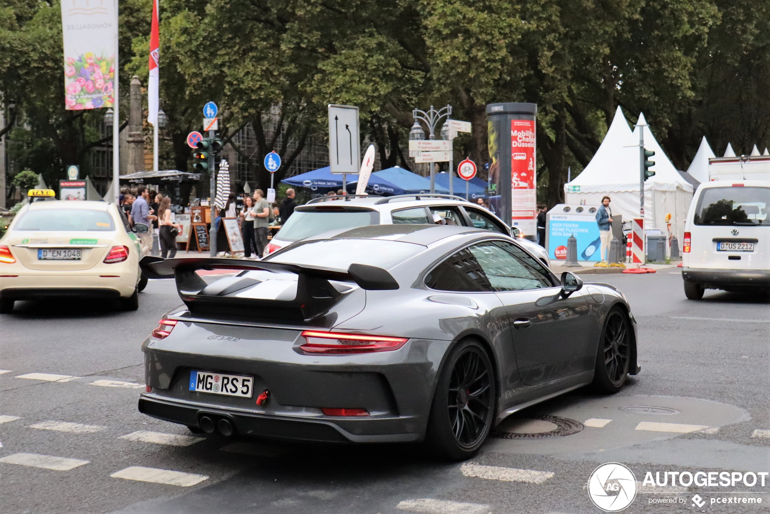 Porsche Manthey Racing 991 GT3 MR