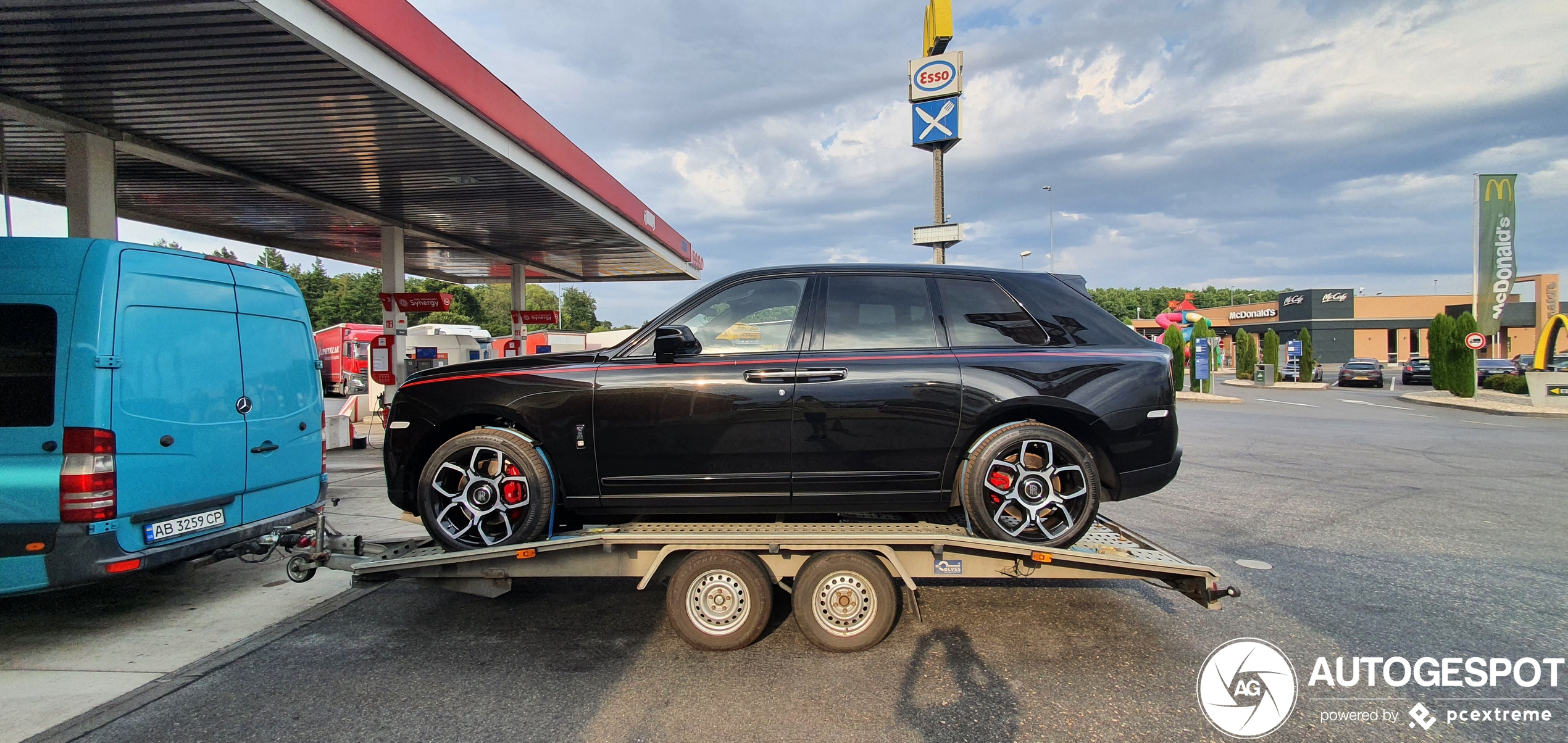 Rolls-Royce Cullinan Black Badge