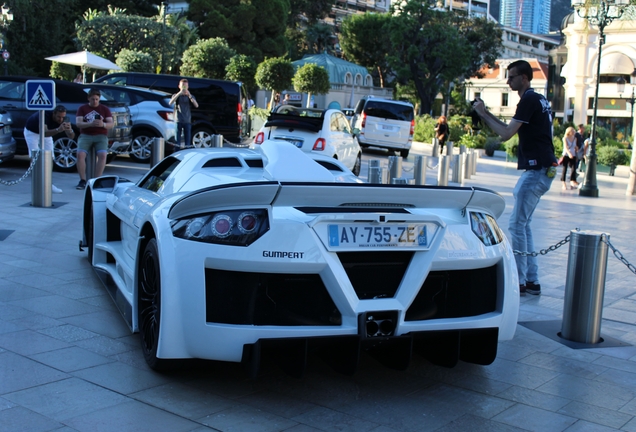 Gumpert Apollo