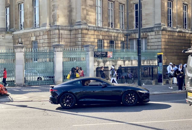 Jaguar F-TYPE R Coupé 2020