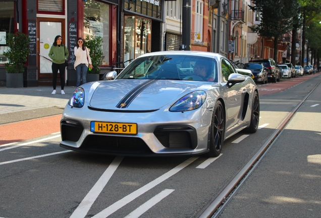 Porsche 718 Cayman GT4