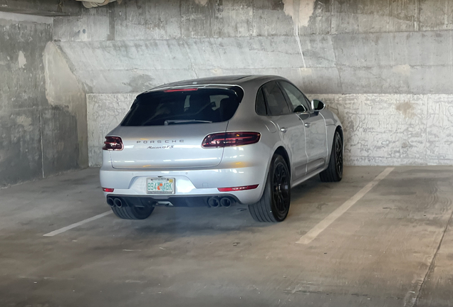 Porsche 95B Macan GTS