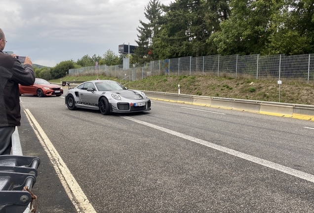 Porsche Manthey Racing 991 GT2 RS MR