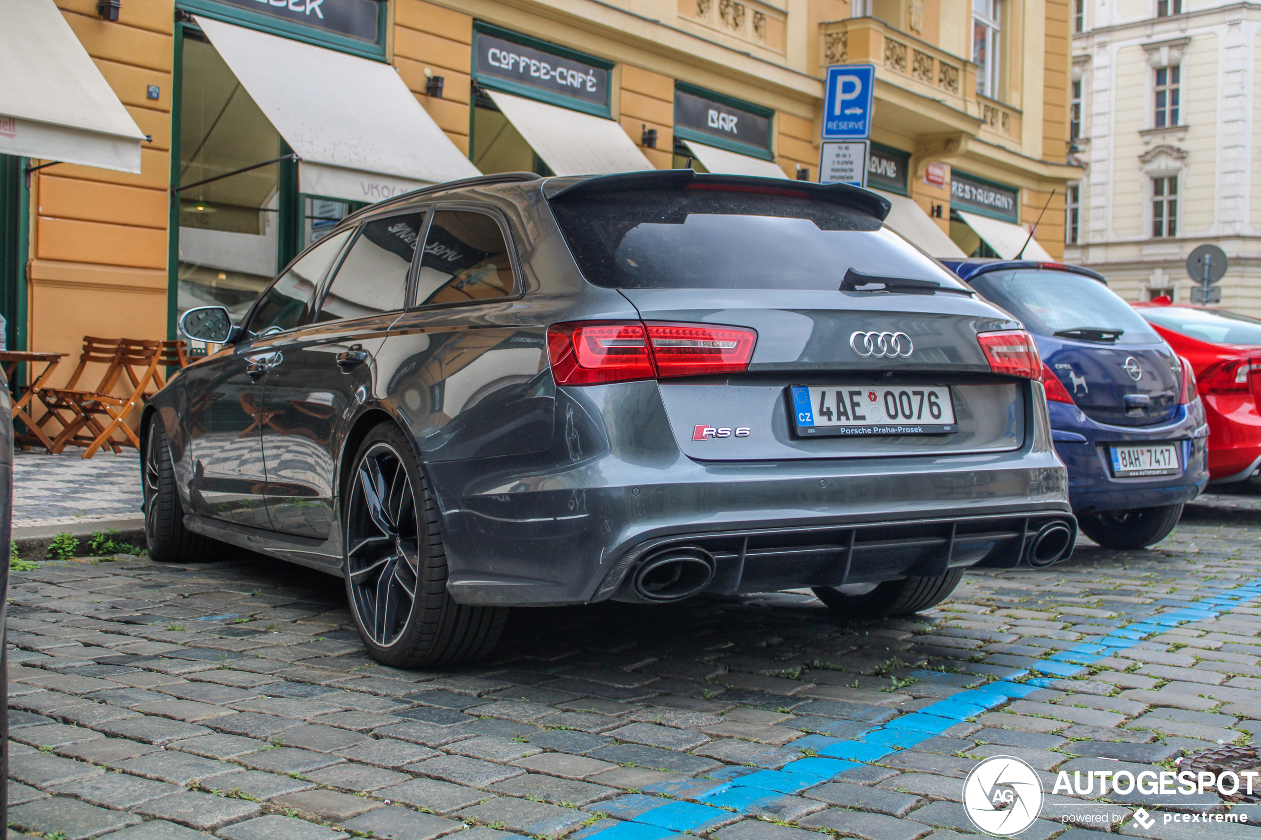 Audi RS6 Avant C7