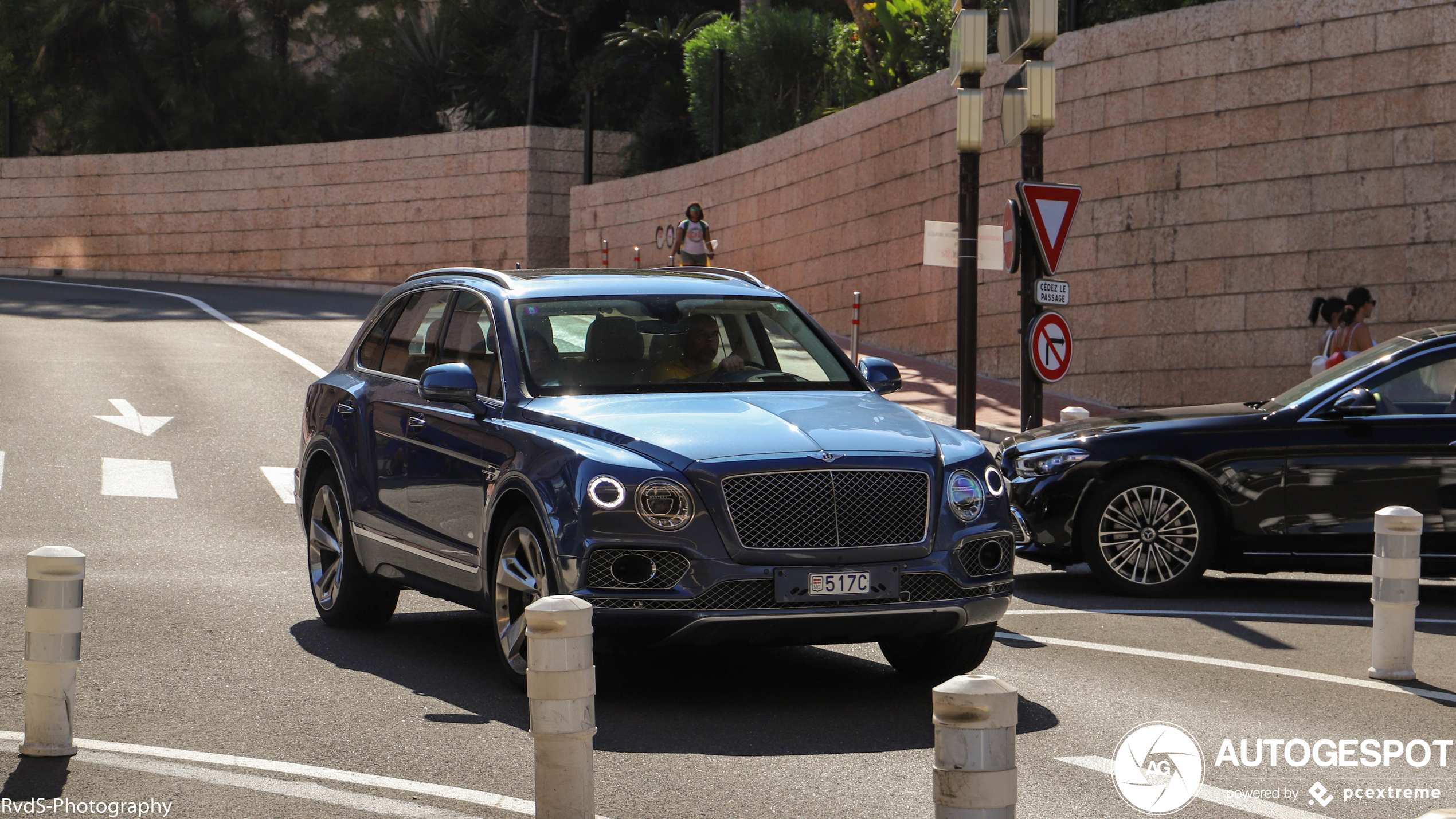 Bentley Bentayga V8