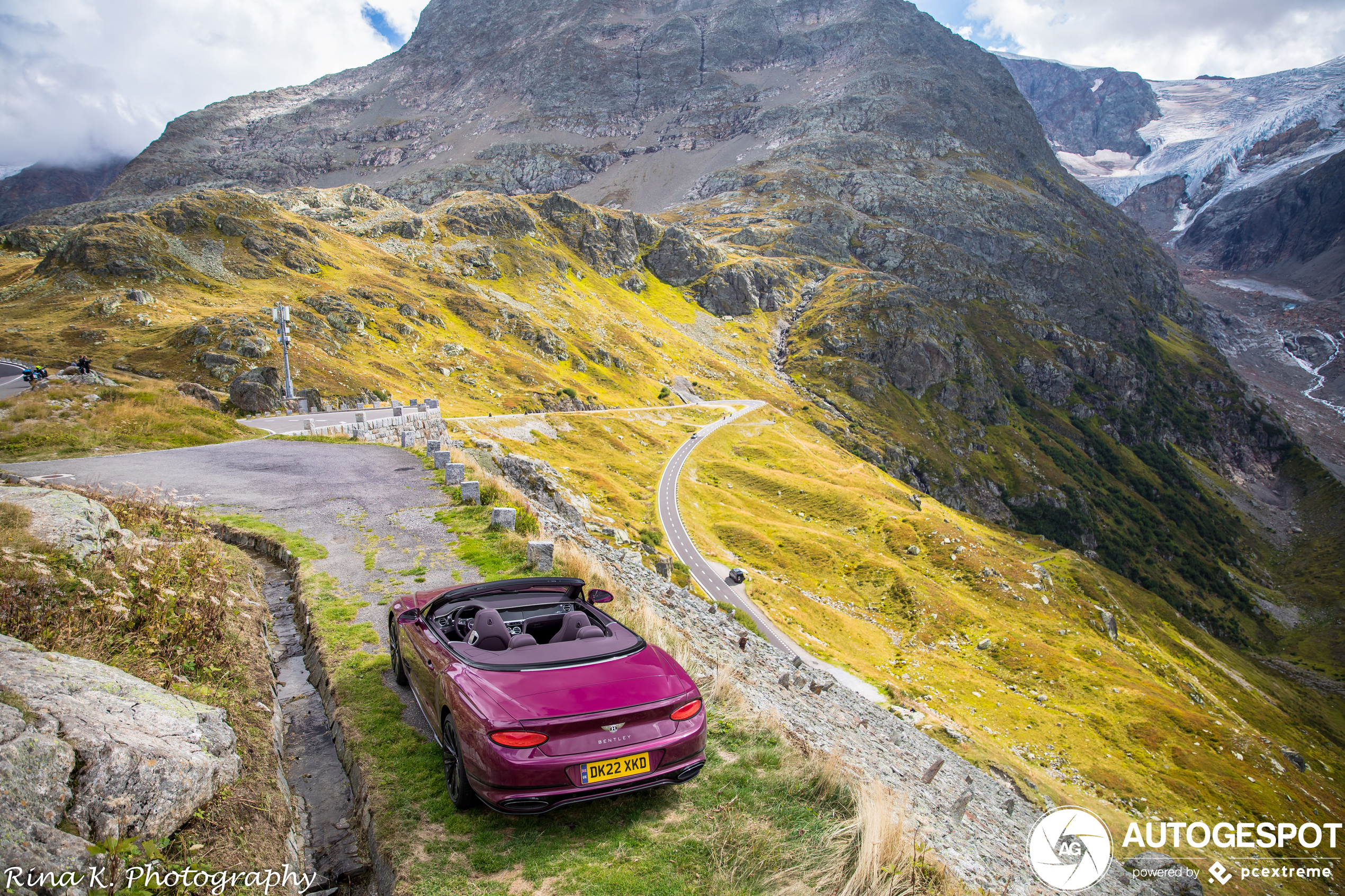 Zuurstokkleur op Bentley doet het goed in de bergen