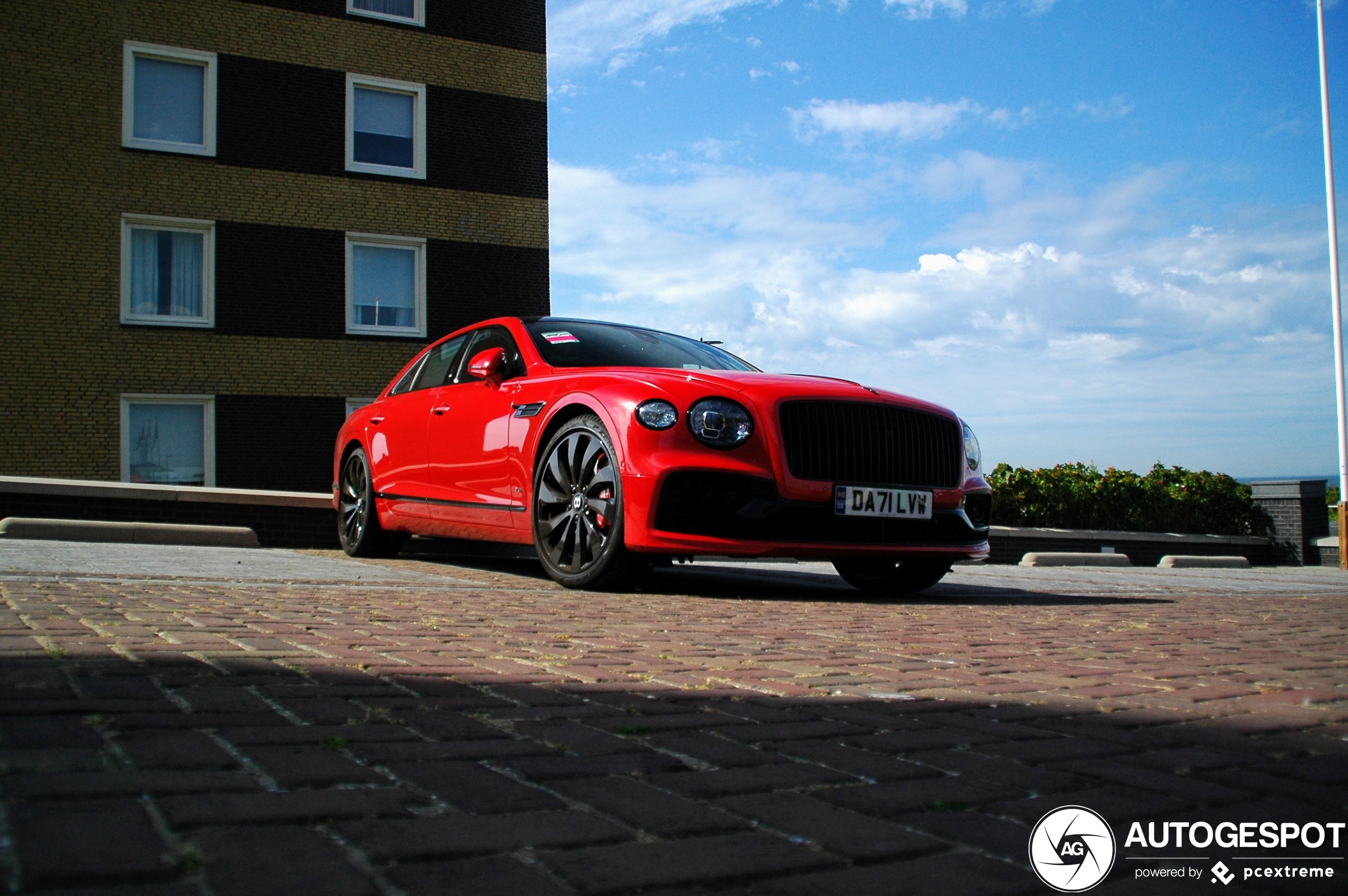 Bentley Flying Spur V8 2021