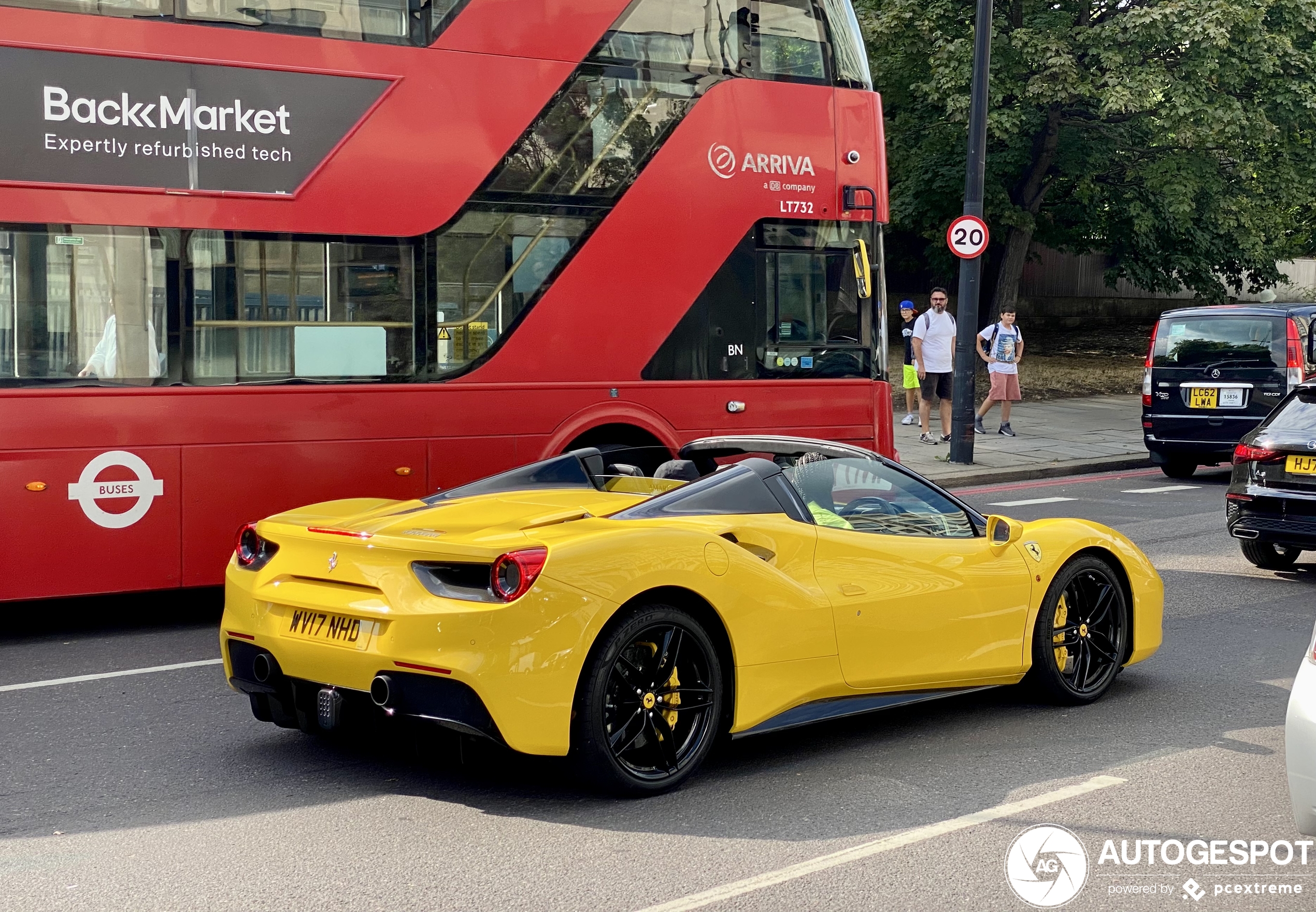 Ferrari 488 Spider