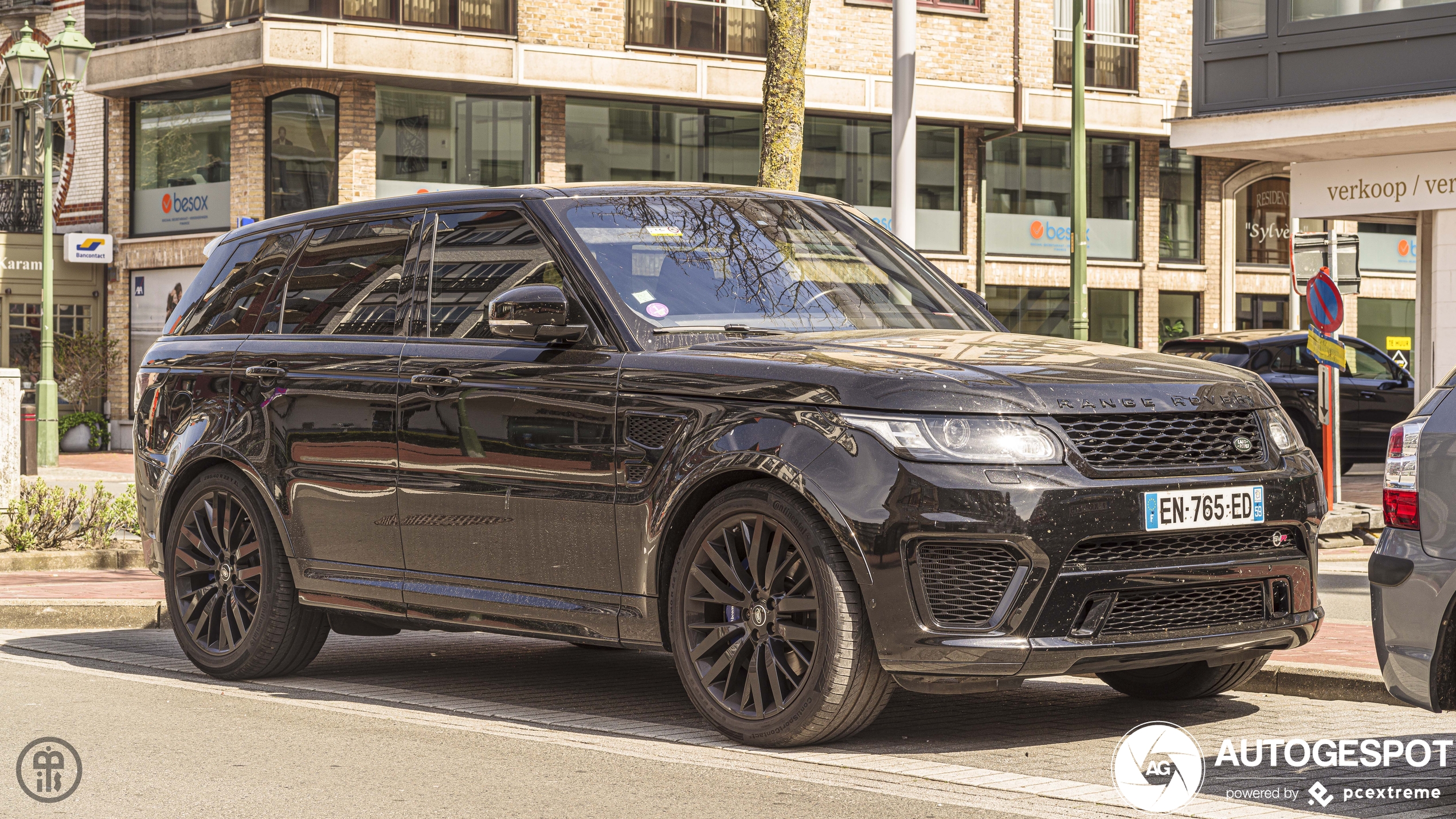 Land Rover Range Rover Sport SVR