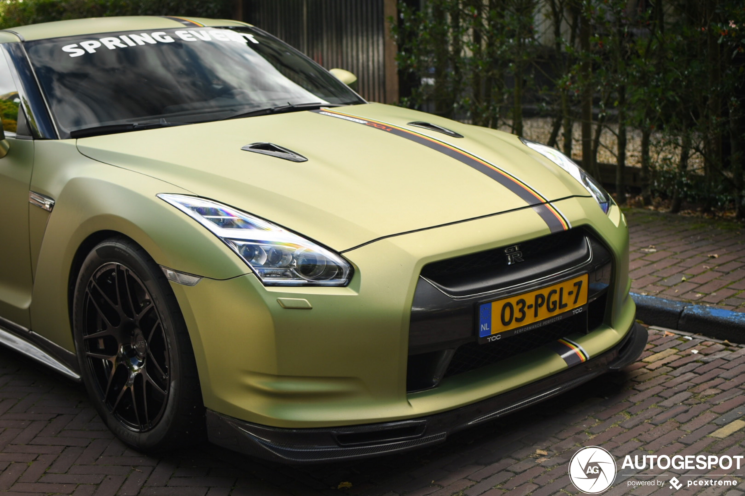 Nissan GT-R