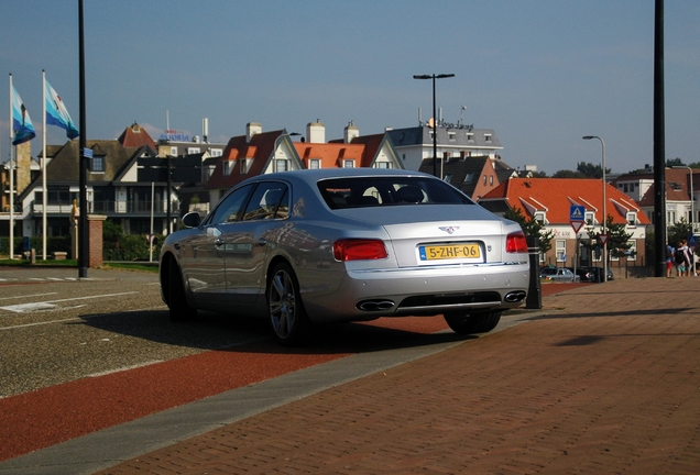 Bentley Flying Spur V8