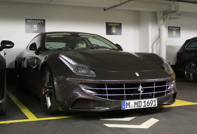 Ferrari FF